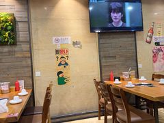 -喇喇排骨火锅·传统韩式脊骨汤(望京西园总店)