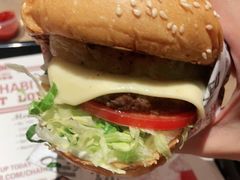 -The Habit Burger Grill 哈比特汉堡(复兴soho店)