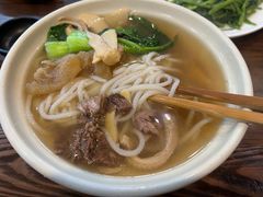 -谢大牛馆·中式卤牛排(老店)
