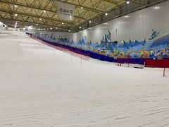 -乔波室内滑雪场
