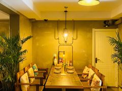 -HIGH FIVE哈福手工汉堡(桂林路店)