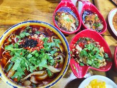 桓候兔腰-冒椒火辣(太古里店)