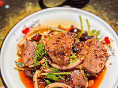 -山河屯铁锅炖·非遗东北菜(南山店)