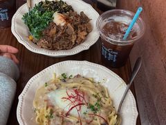 -CowCow其其·牛杂咖啡公司(六运店)