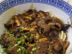 -沪西老弄堂面馆(定西路店)