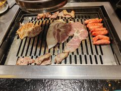 -臻牛烤肉