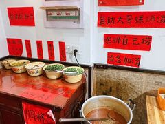 -柳州肥姨妈大骨螺蛳粉(曹路店)