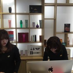 -简法造型·品牌形象店