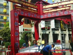 -吉庆街美食广场