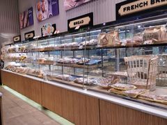 面包甜点陈列柜-巴黎贝甜(华堂新辰汇店)