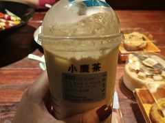 蝶恋花栀子轻奶茶-瑞幸咖啡(长楹天街店)