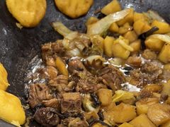 -粘豆包柴火铁锅炖