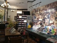 -良友书坊(安徽路店)
