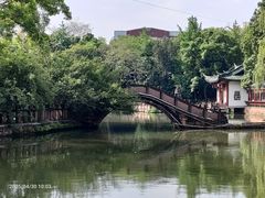 -房湖公园