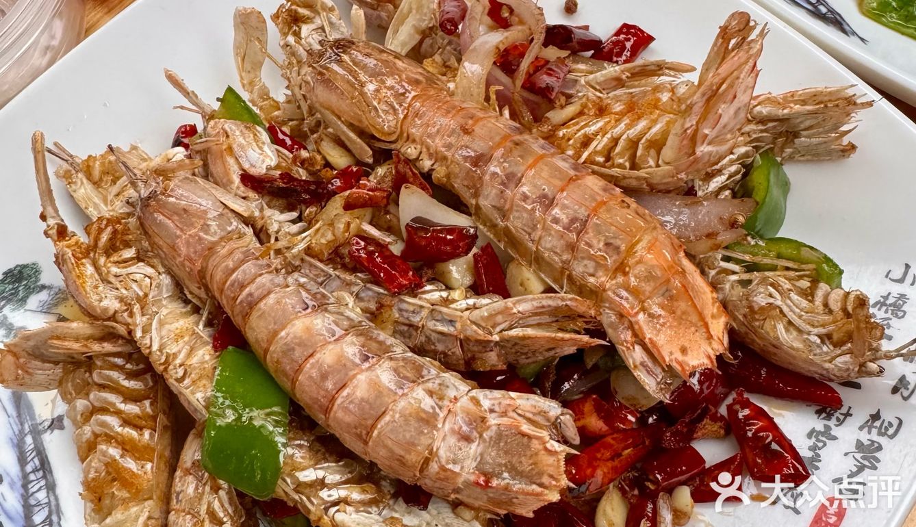 在四哥家常菜，人均100块吃出海鲜自由