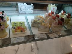 -花花卷卷·鲜食蛋糕(静安久光百货店)