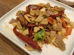 -清真·玛丽亚新疆菜主题餐厅(浙江中路店)