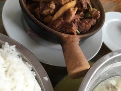萝卜牛腩煲-新佰佳酒店