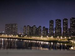 -南京眼步行桥