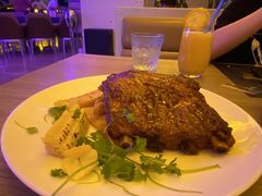 伊比利亚火焰猪排-J·one Bistro吉萬酒厨·牛排