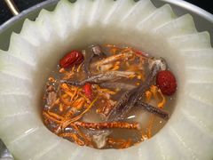 -得意咚瓜·顺德鱼生·冬瓜盅火锅