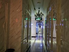 -皇马纯KTV·量贩·聚会(民治店)