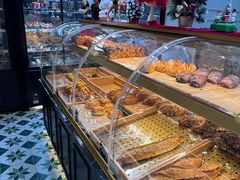 -王府井奥莱临潼小镇(临潼店)