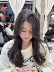 -U·NI SALON 造型