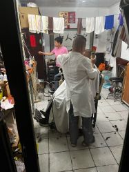 -兰建理发店
