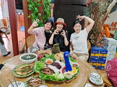 -沐毫傣泐云南菜孔雀宴•手抓饭傣味烧烤(曼听公园店)