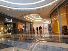 -银泰百货(厦门国贸中心店)