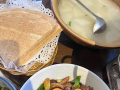 -富正毅三下锅·湘西韵味(天门山索道店)