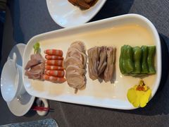 -HOMES上海本帮菜(襄阳公园店)