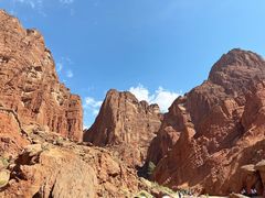 -天山神秘大峡谷