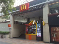 门面-麦当劳(东方时代广场分店)