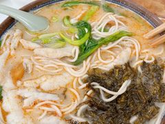 -明呈黄鱼面馆(斜土路店)