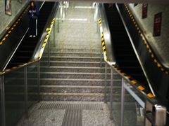 -盈丰路(地铁站)