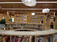 -漕河泾街道图书馆(漕河泾社区文化活动中心店)