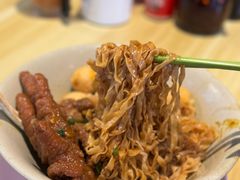 -万利洪记粉面美食