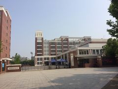 -上海市曹杨第二中学