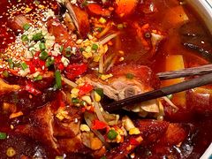 -严记小天府酸菜鱼(西四路店)