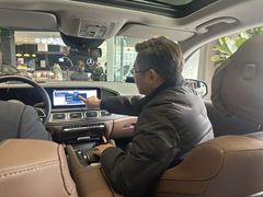 -奔驰上海利星(七宝店)