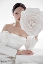 -雨墨婚纱摄影工作室