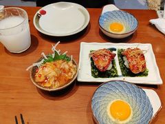 -8PINTS八品脱·日料·烧鸟·精酿小酒馆(莘庄店)