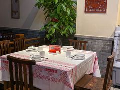 -食悦围城龙虾馆(万江店)