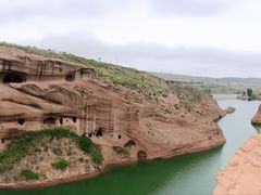 -波浪谷