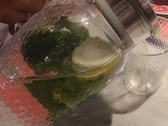 -尚尚仙·酸汤猪手·猪肚鸡火锅(华联万柳购物中心店)