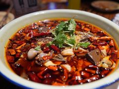 海鲜毛血旺-马路牙子地桌烤肉(工体店)