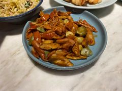 腊八蒜烧肥肠-小吊梨汤·北京菜·烤鸭(鸟巢店)