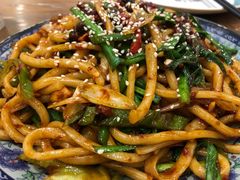 攒劲的干煸炒面-清真·玛丽亚新疆菜主题餐厅(浙江中路店)